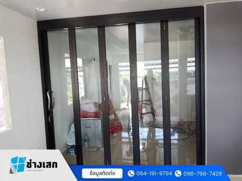 ติดตั้งประตูกระจกอลูมิเนียม